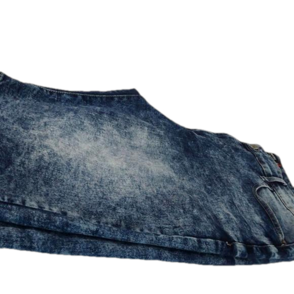 Southpole Jean Shorts & Gray Shirt - Picture 5 of 12